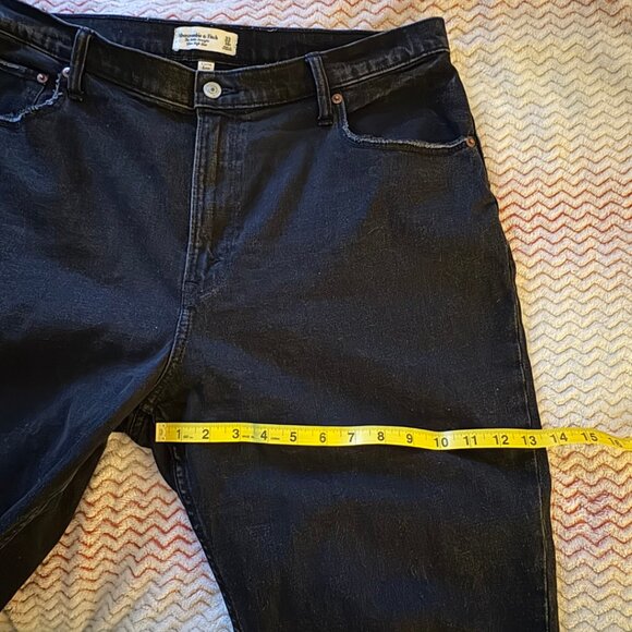 Abercrombie & Fitch Curve Love Ankle Straight High Rise Jeans - Size 16/33 Short - Picture 7 of 12